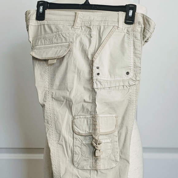 Marrakech Pants Capri Stretch Poplin Cargo Convertible Lightweight Ecru 30 NWT - Picture 5 of 13